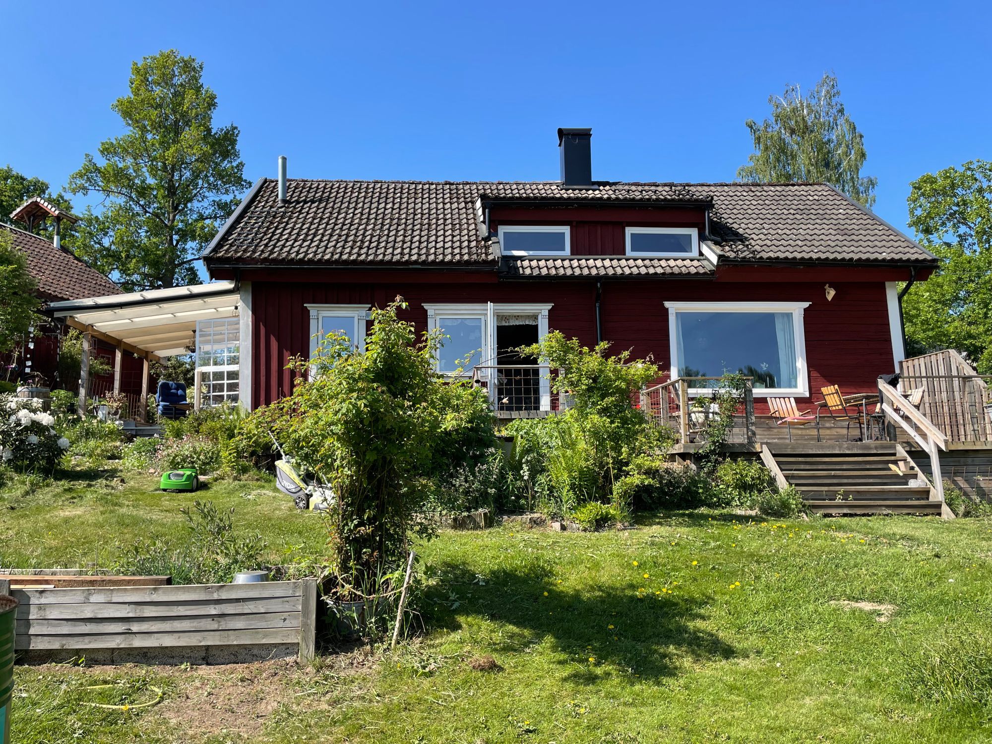 Hus vid sjön Sommen – bild 4 av 16