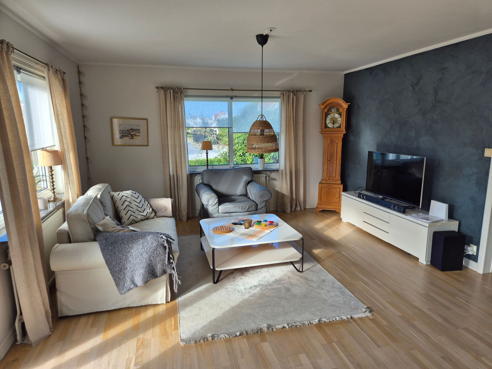 Härligt hus och trägård på västra Tjörn – bild 7 av 22