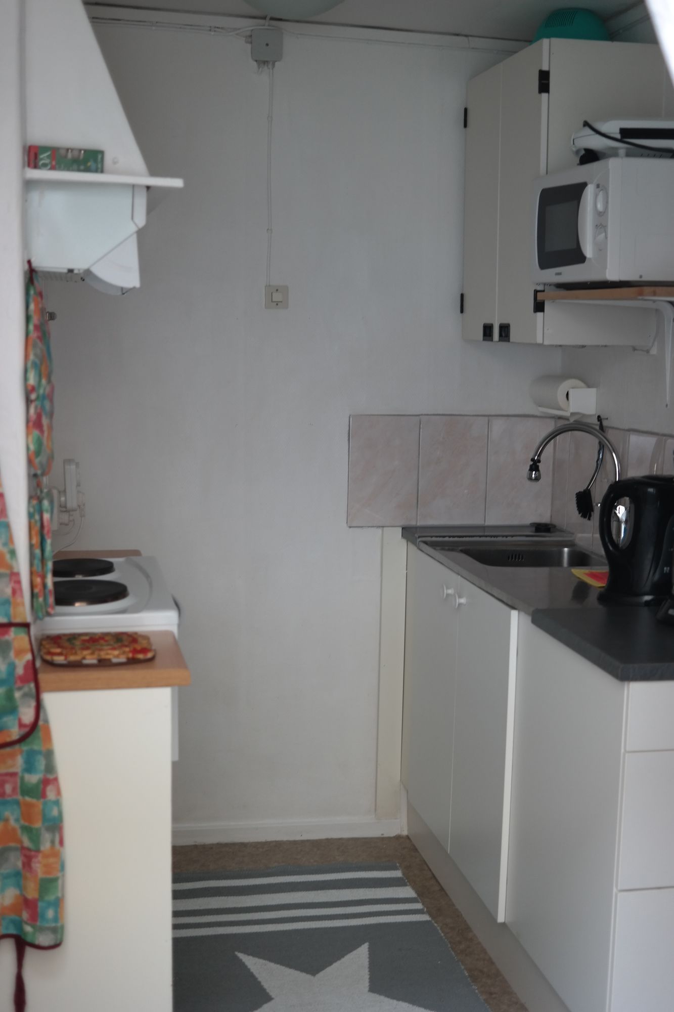 Västervik Stuga,centralt . – bild 3 av 12