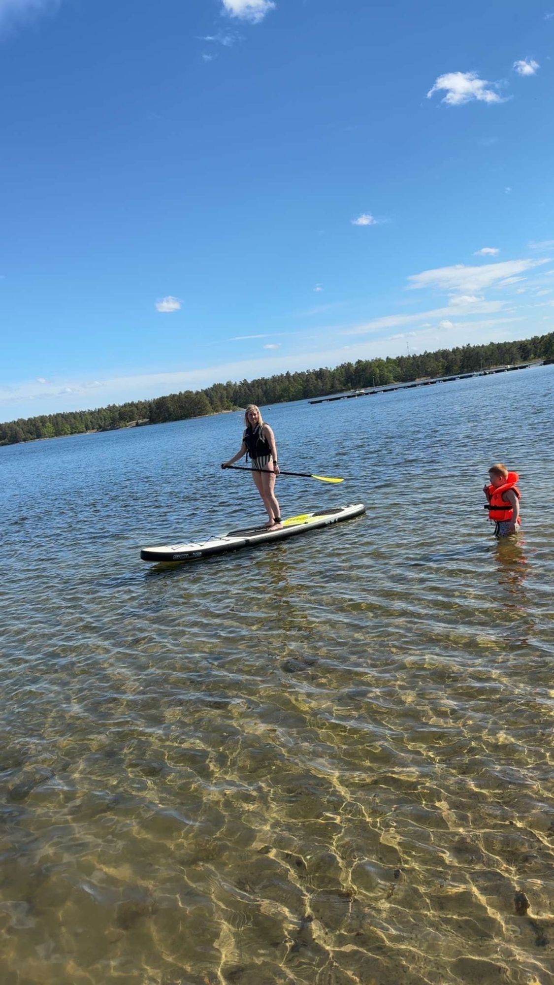 Mysig stuga nära hav och skog utanför Västervik – bild 18 av 23