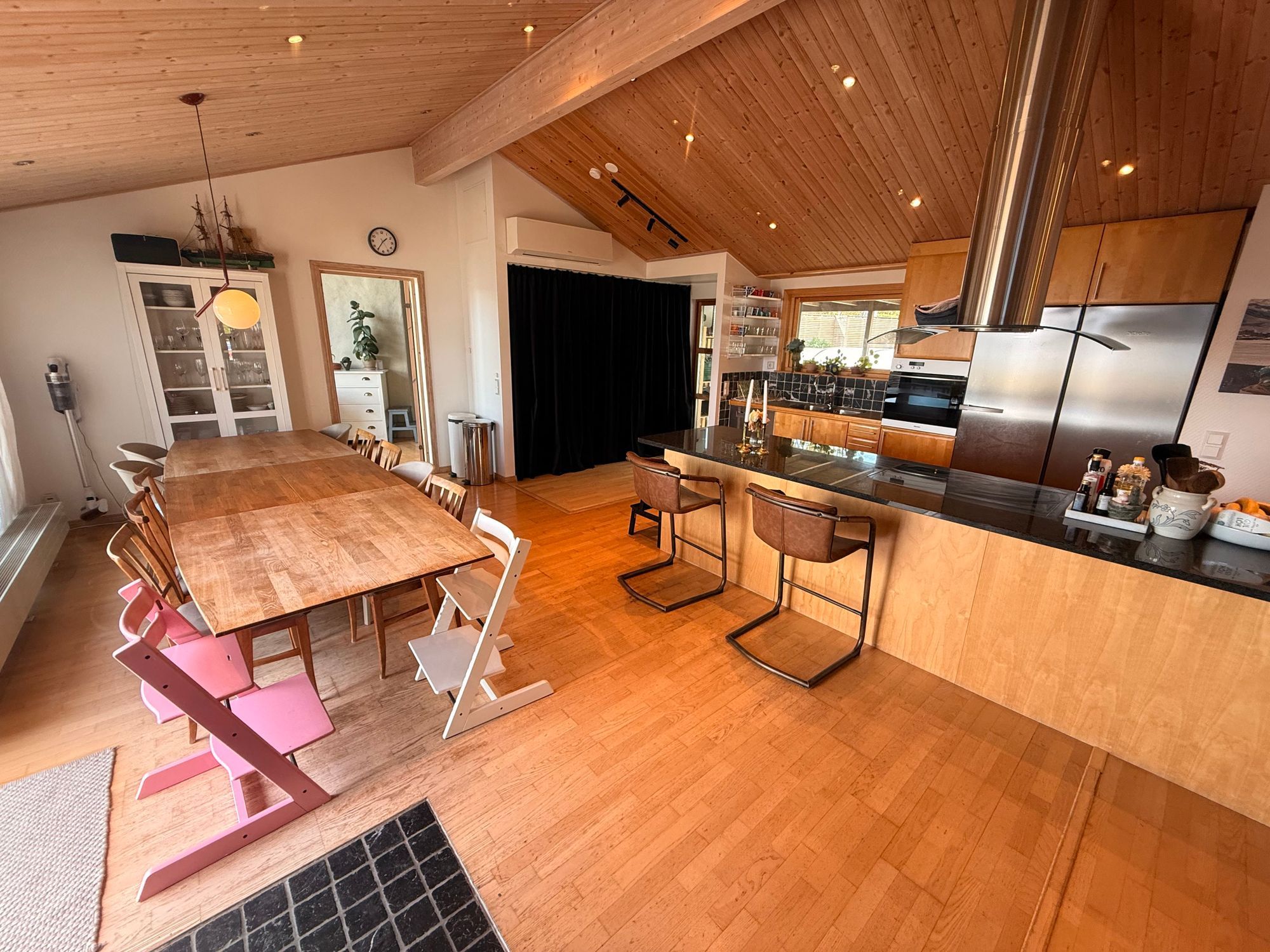Drömvilla med pool vid stranden i Gottskär, Onsala – bild 8 av 24