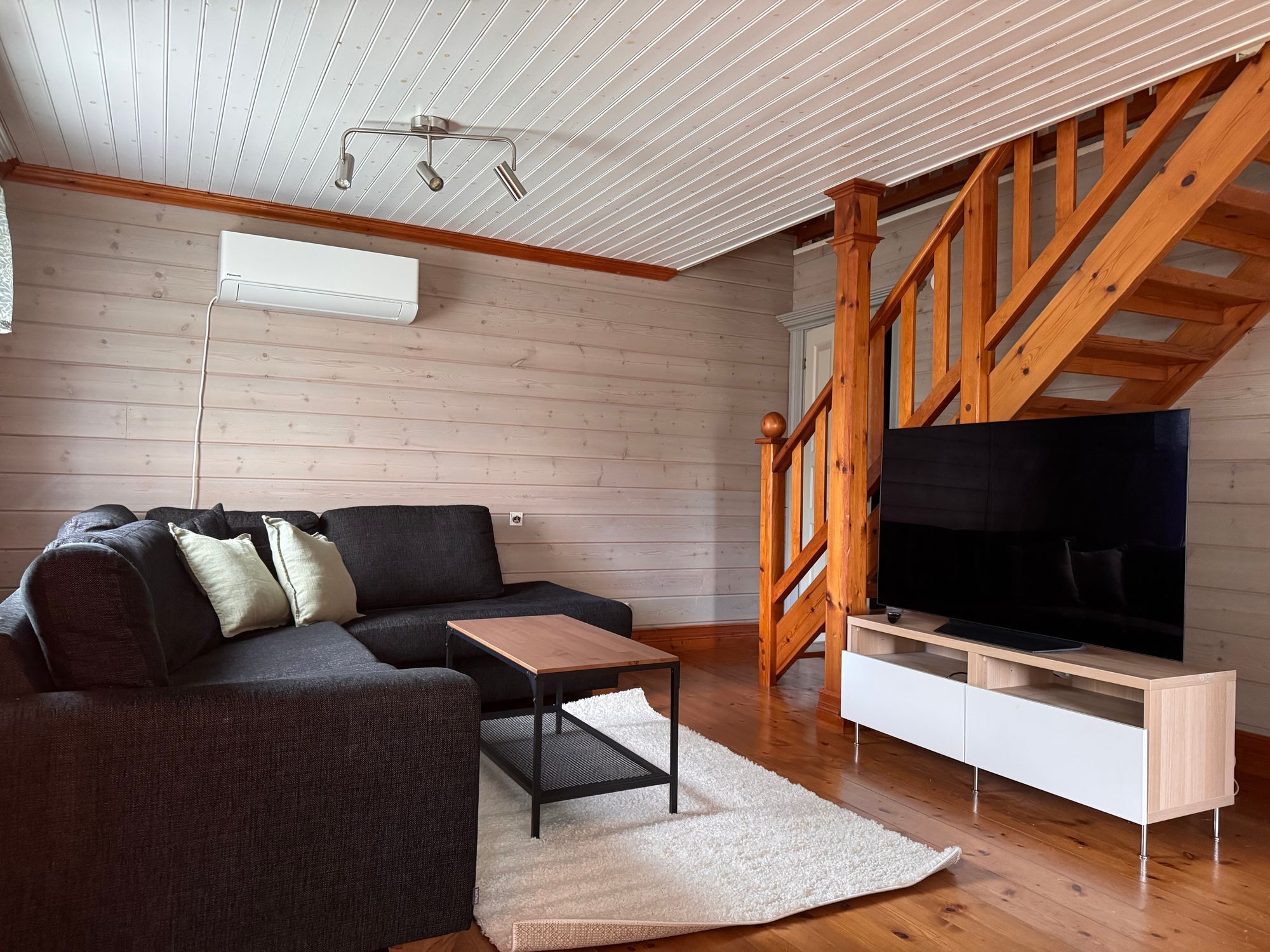 Eget gästhus på sjötomt – bild 3 av 14