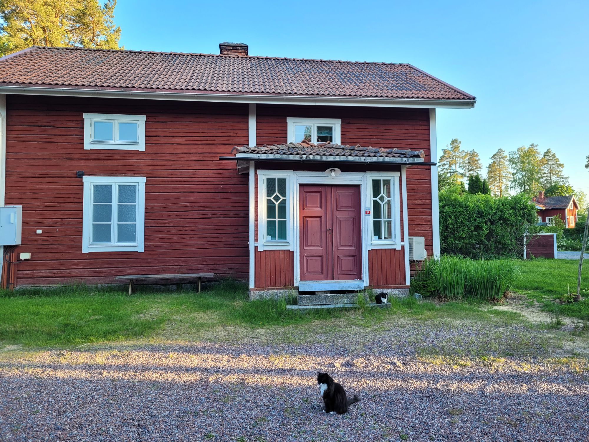 Charmig stuga på gård i Gagnef