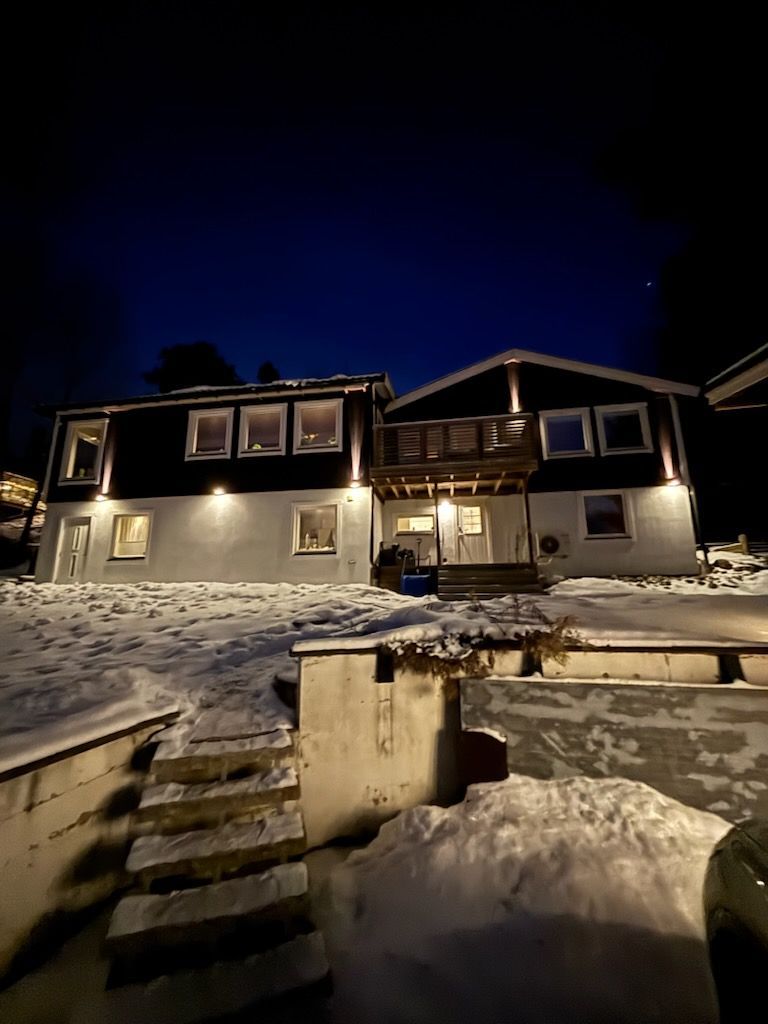 Rymlig villa vid Uttransjön