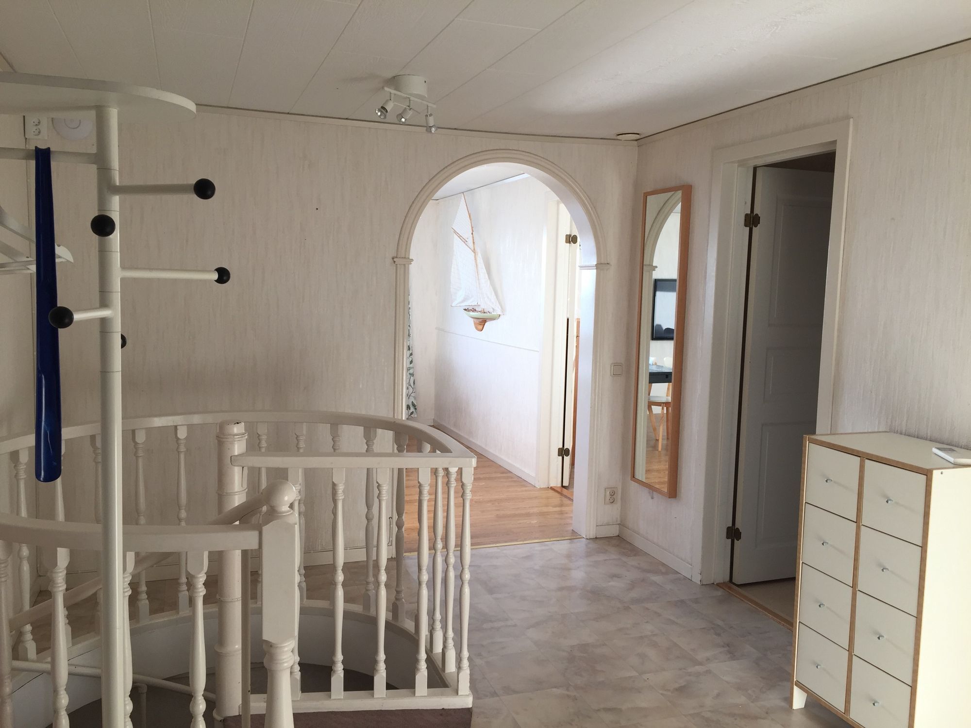 Stor villa med havsutsikt – bild 7 av 10