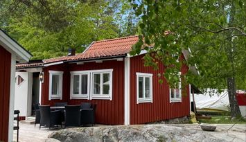 Mysig stuga i skärgården