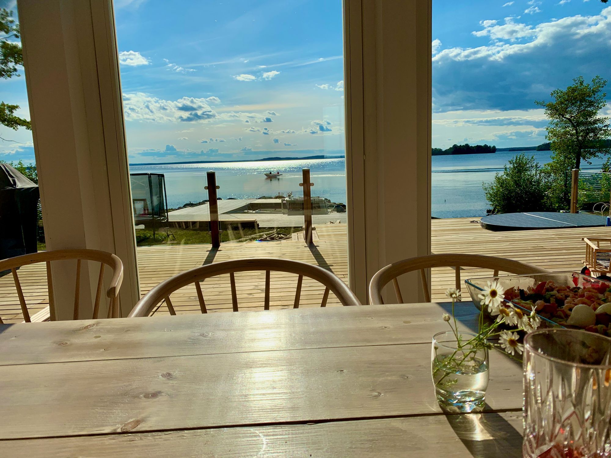 En bit av paradiset vid vattnet. – bild 3 av 24