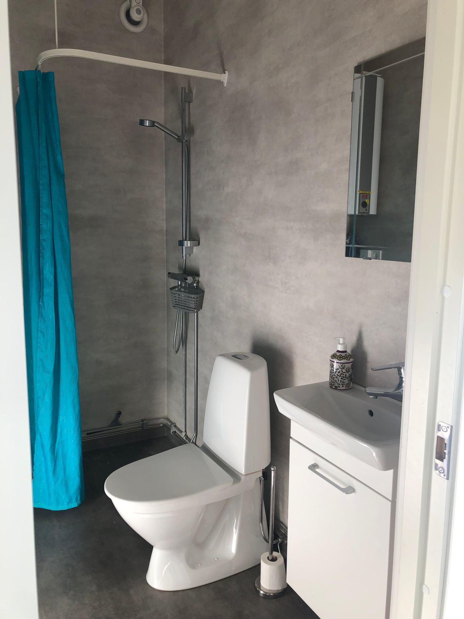 Centralt i Borgholm – bild 4 av 12
