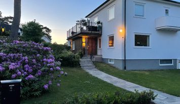 Havsnära villa i Långedrag