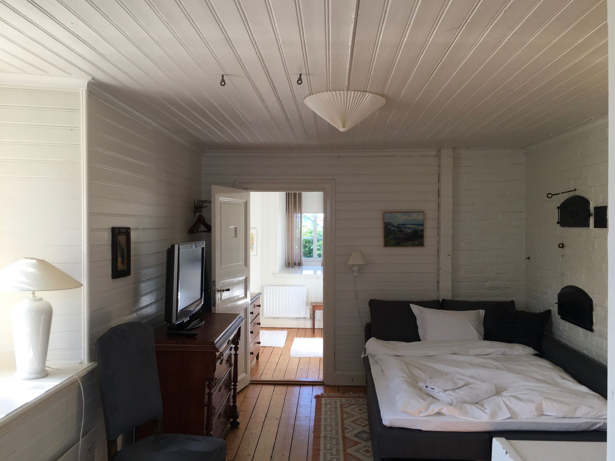 Underbart sommarhus för många mitt i Fiskebäckskil – bild 16 av 24