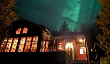 Sol & fjällutsikt i Bruksvallarna