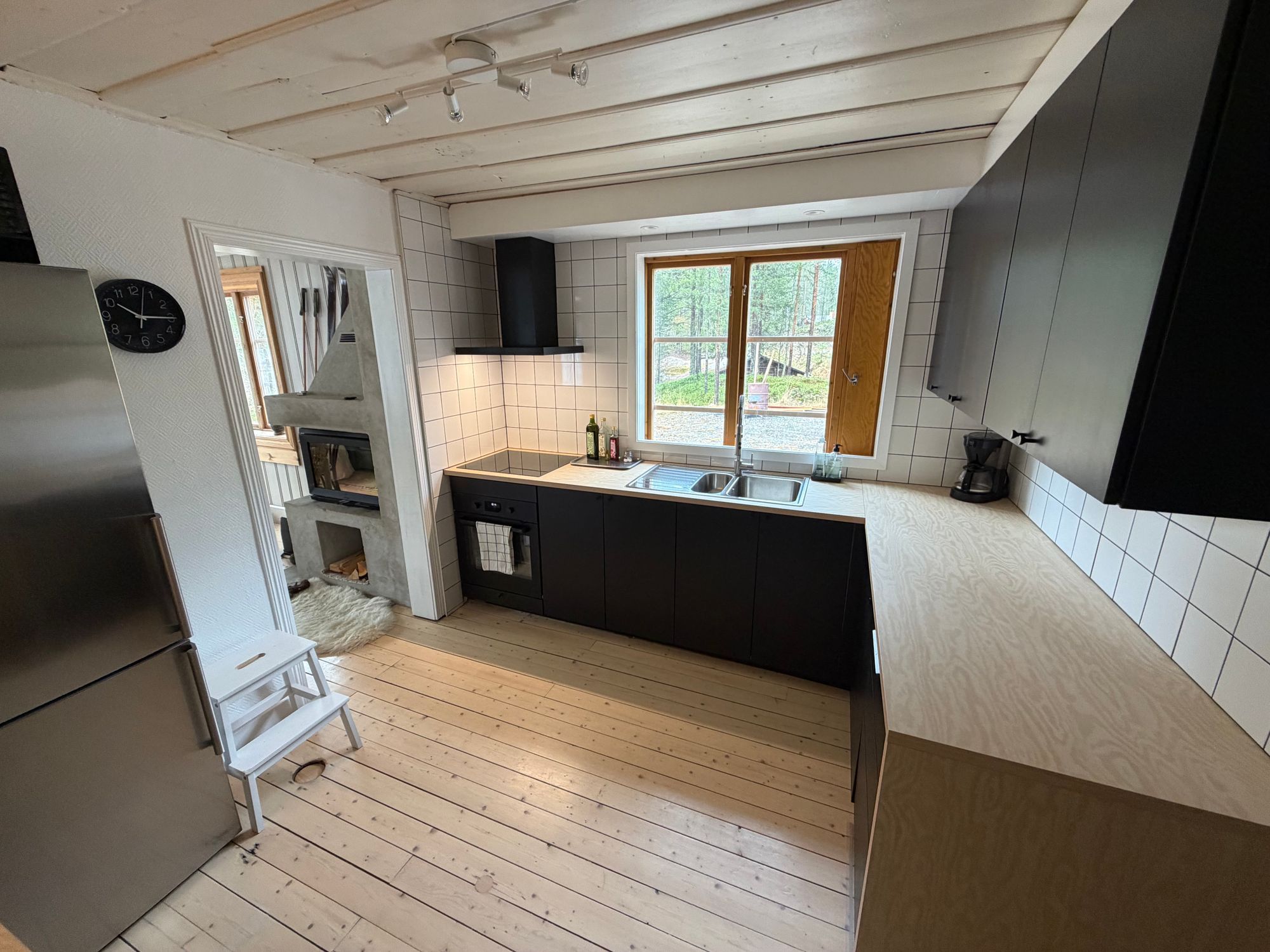 Mysigt året om hus med sjötomt (9 pers) – bild 10 av 24