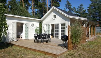 Toppenfräsch stuga nära havet