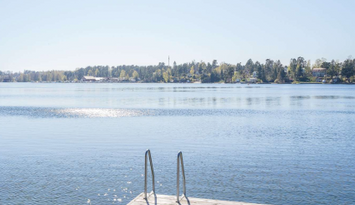 🌊🏡 Privat brygga i västerläge, Smådalarö