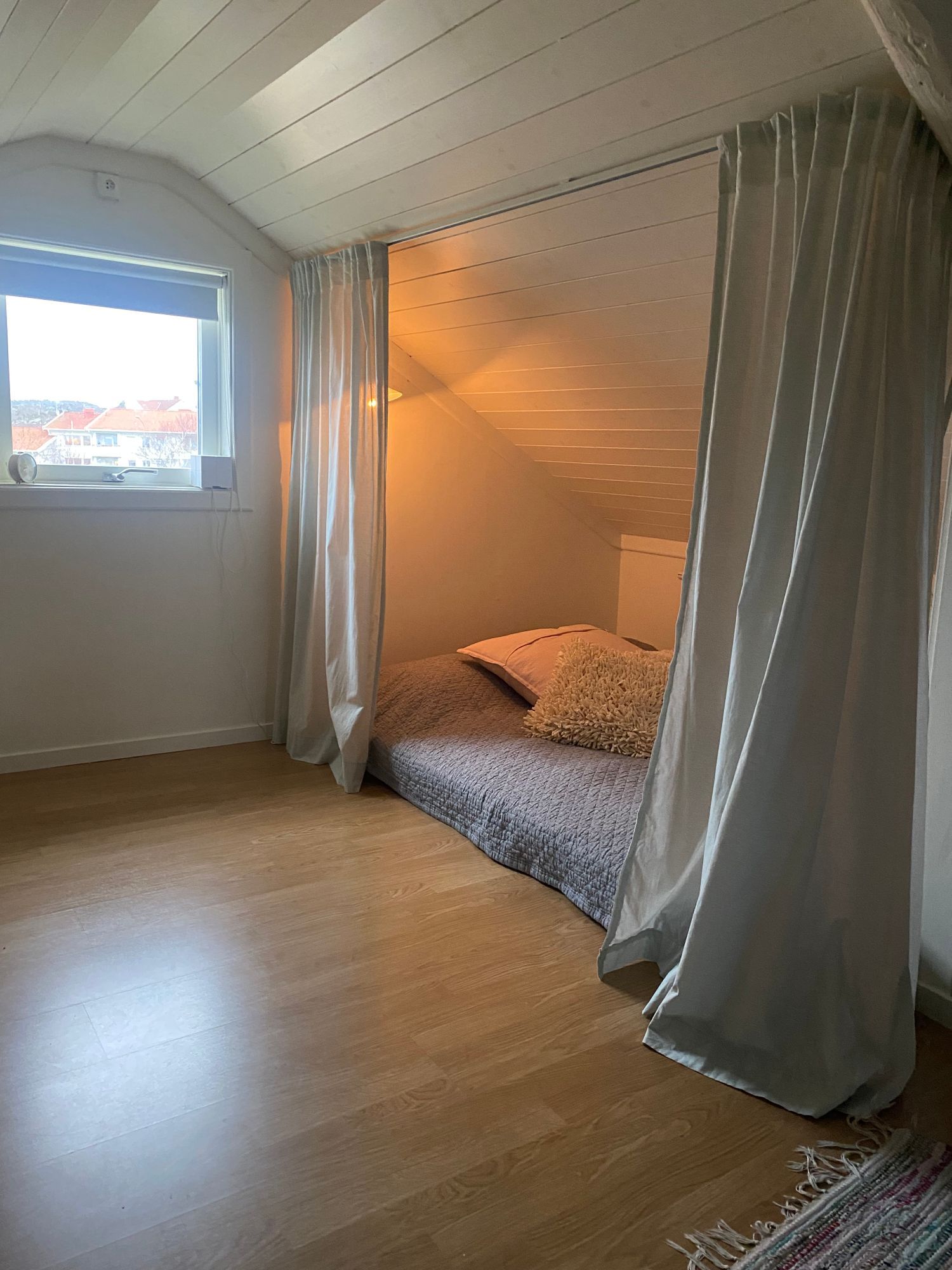 Mysigt hus med havsutsikt – bild 18 av 24