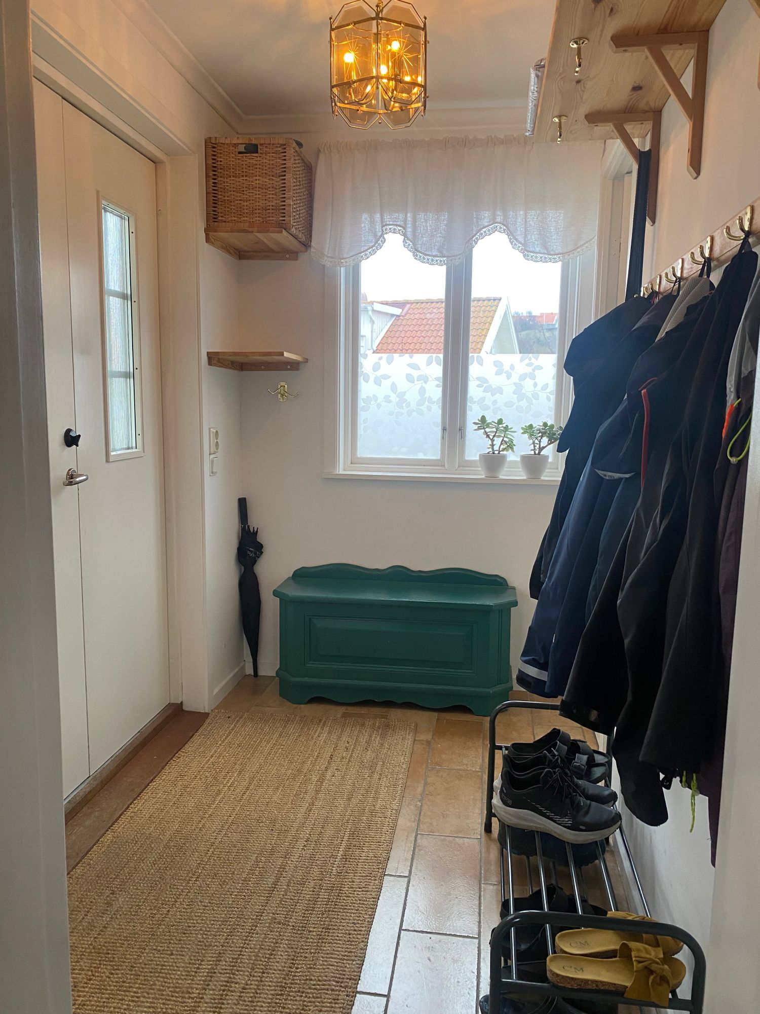 Mysigt hus med havsutsikt – bild 23 av 24