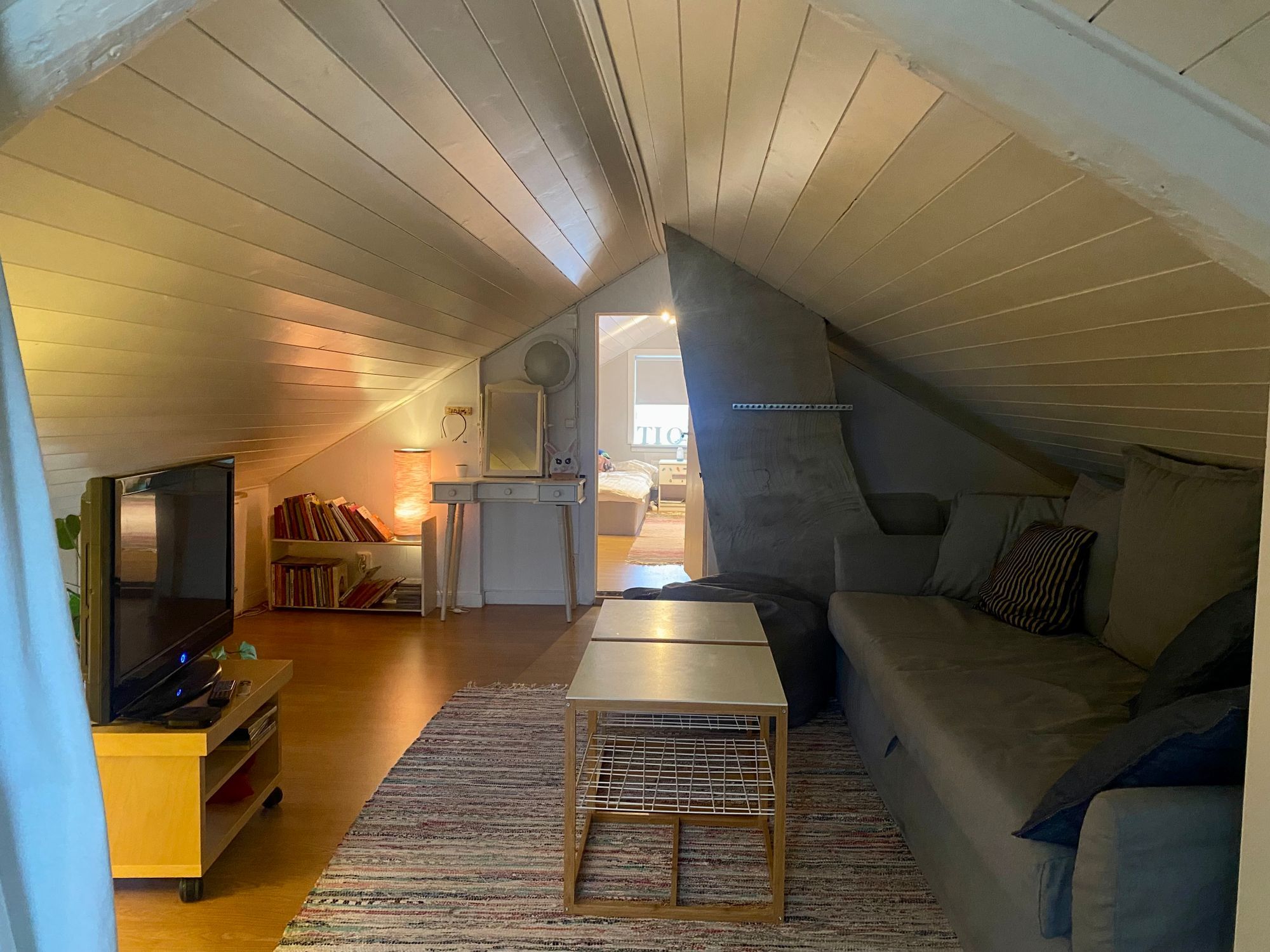 Mysigt hus med havsutsikt – bild 19 av 24