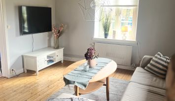 Mysig hus intill Vasatorps golfbana