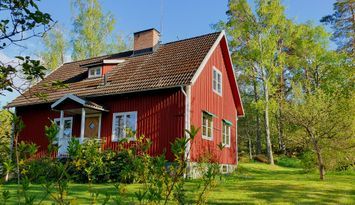 Välkommen: Nära sjön och i hjärtat av Småland