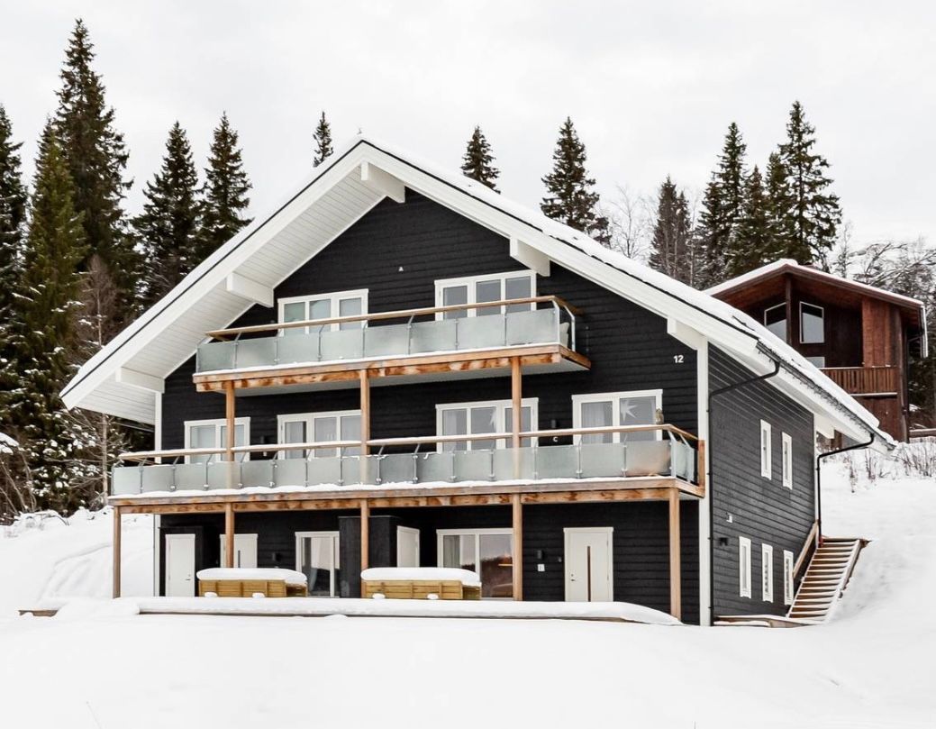 Trevlig lägenhet med bästa ski in/out läget