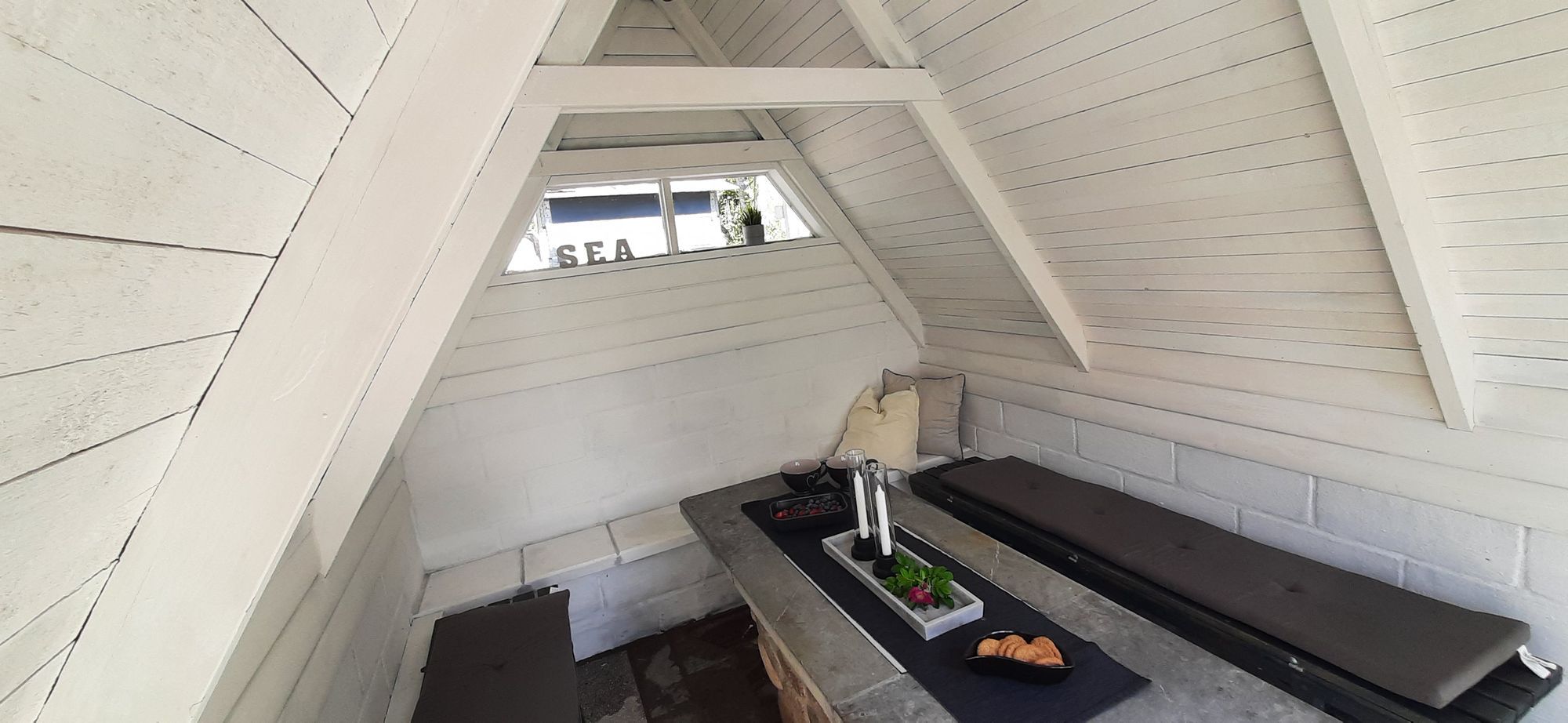 Mysig Skärgårdsvilla på Skaftö Bohuslän havsnära – bild 21 av 24
