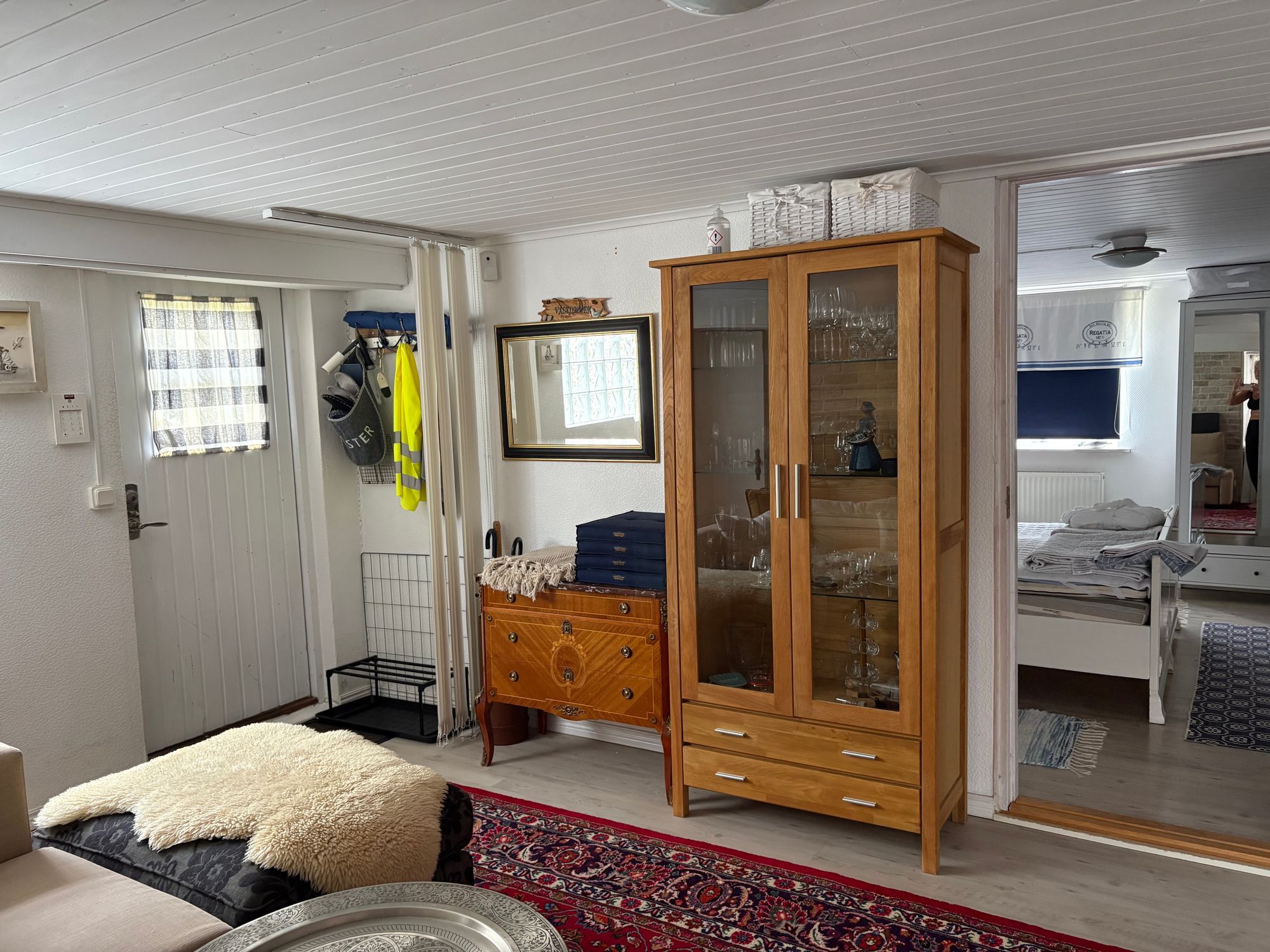Sommarboende i lägenhet i villa nära fin badplats – bild 3 av 19