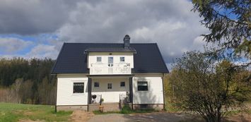 Stort hus när fin badsjö och gekås i Ullared