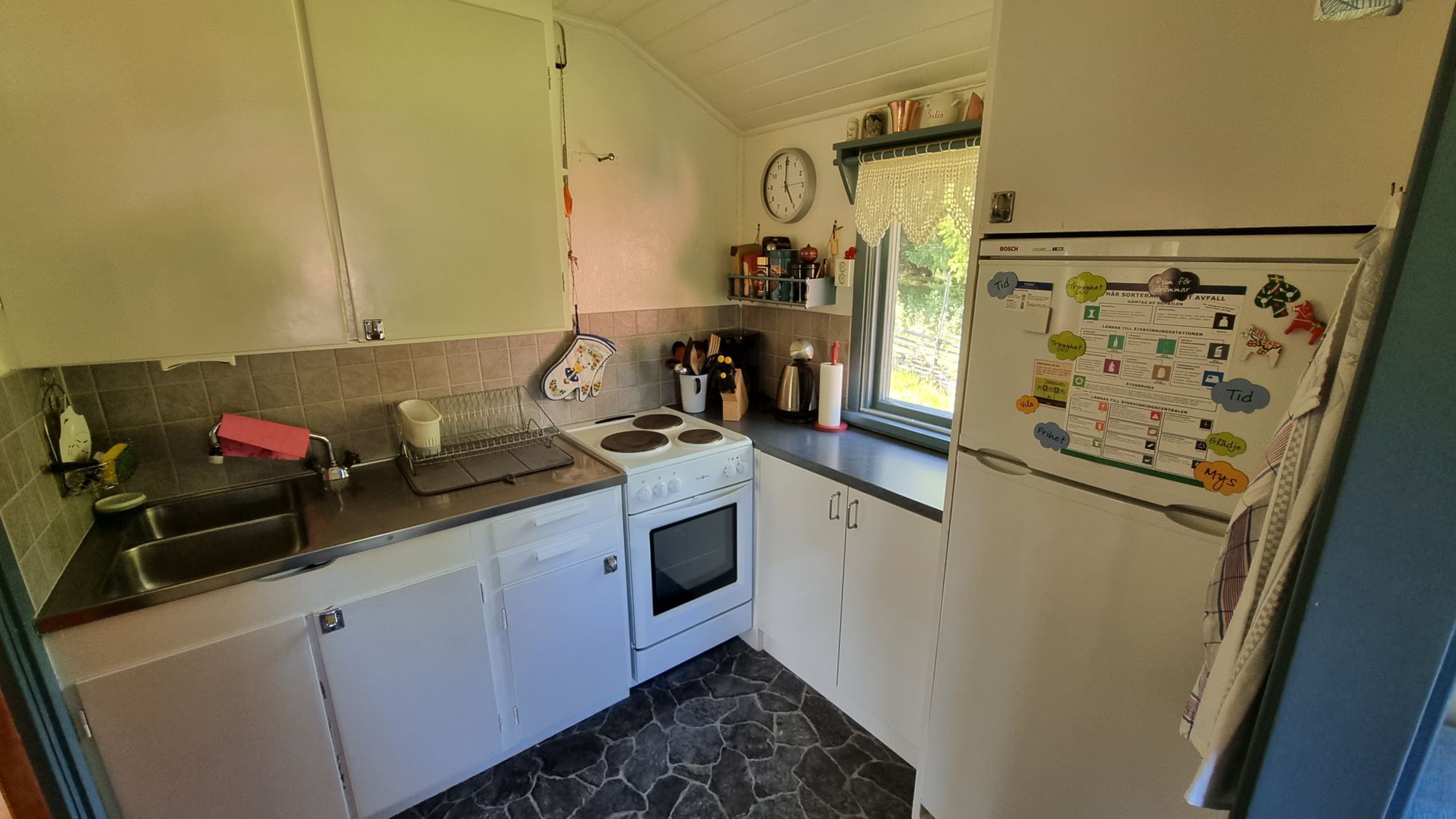 Idylliskt boende i Hjulbäck – bild 15 av 24