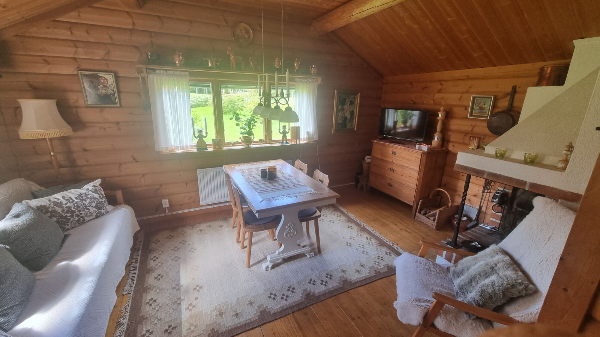 Idylliskt boende i Hjulbäck – bild 8 av 24
