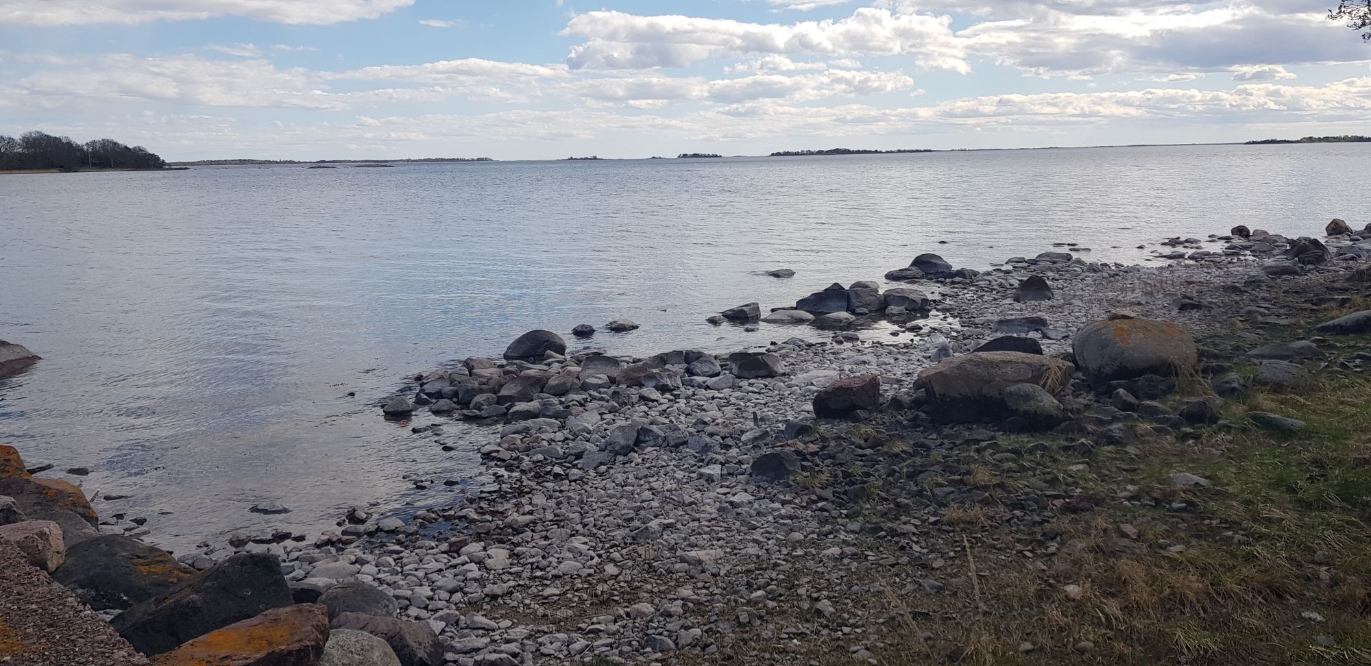 Enkelt fritidshus 100 kvm från 60-70-talet. – bild 17 av 19
