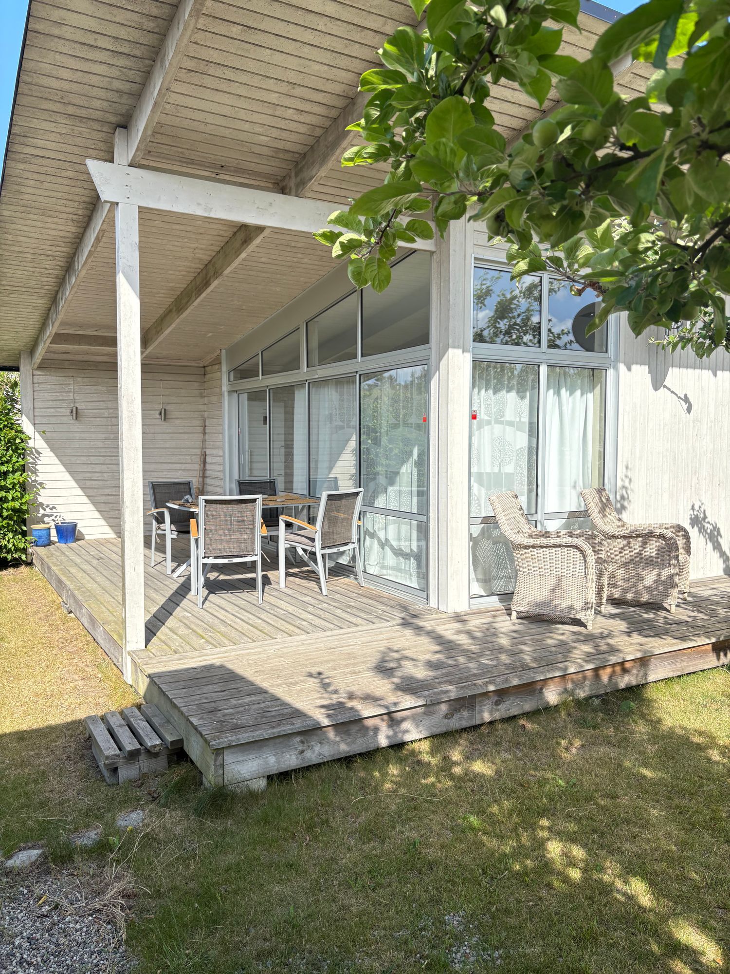 Stuga på Österlen mellan golfbanorna – bild 10 av 13