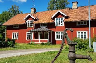 Apartment in the charming village Strömsberg