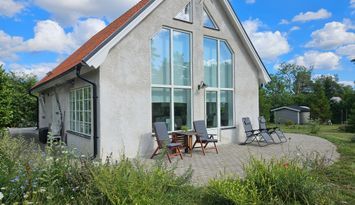 Rymligt hus i härliga Valleviken. Rute