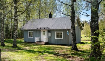 Charmig stuga, 7 bäddar nära natur & aktiviteter
