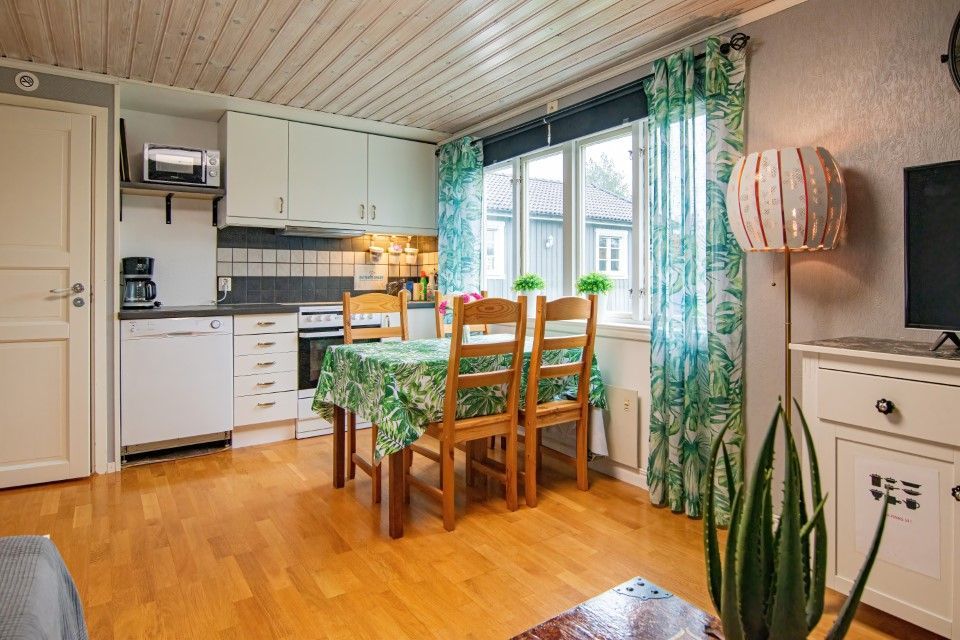 Mysig stuga för 2-4 – bild 3 av 16