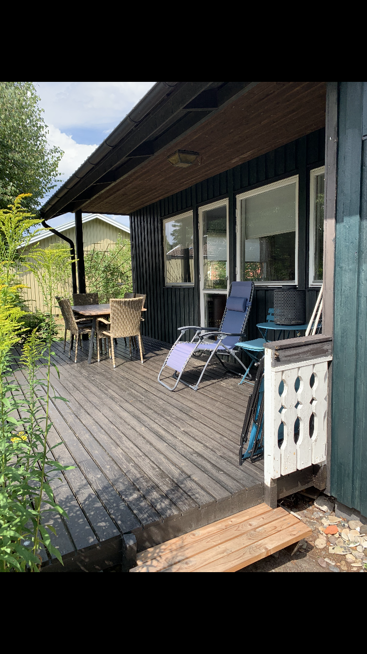 Havsnära stuga med annex i Stora Frö-Sandbergen – bild 3 av 10