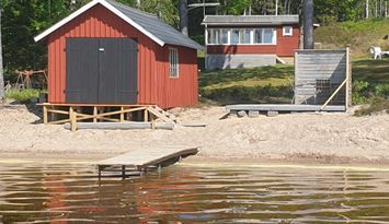 Sommarstuga vid Östra Laxsjön