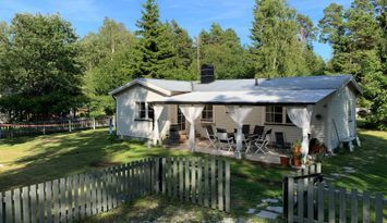 Bekvämt fritidsboende vid Tofta strand