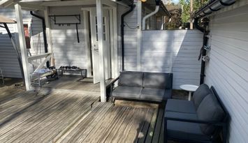 Stuga i Yngsjö nära havet