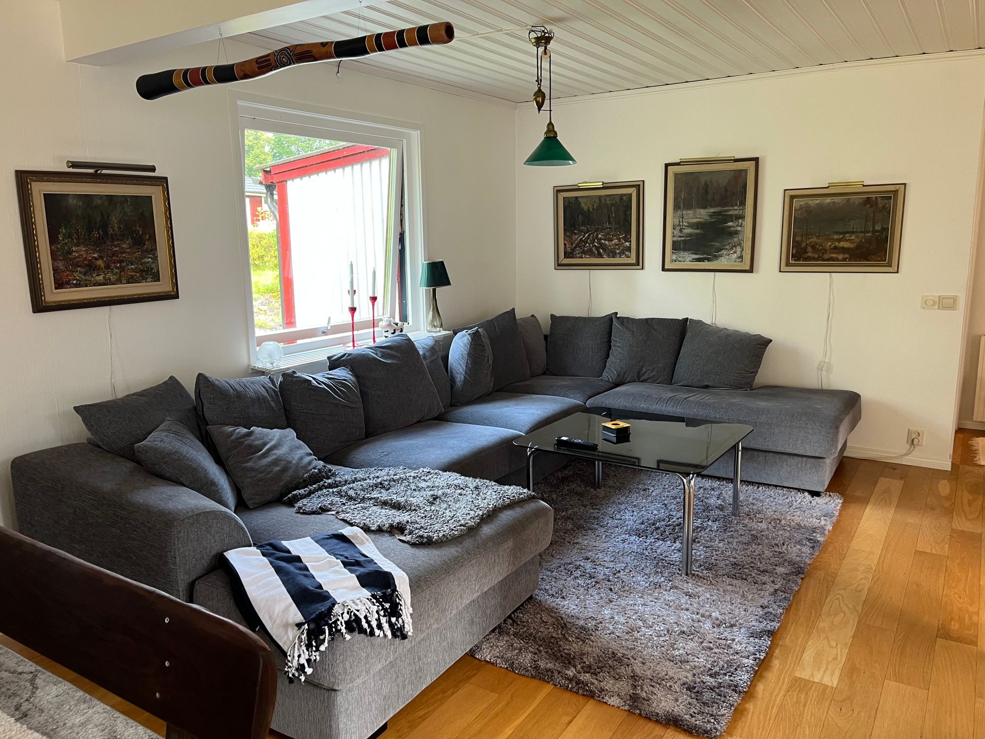 Generös enplansvilla med bad, fiske och skog – bild 5 av 20