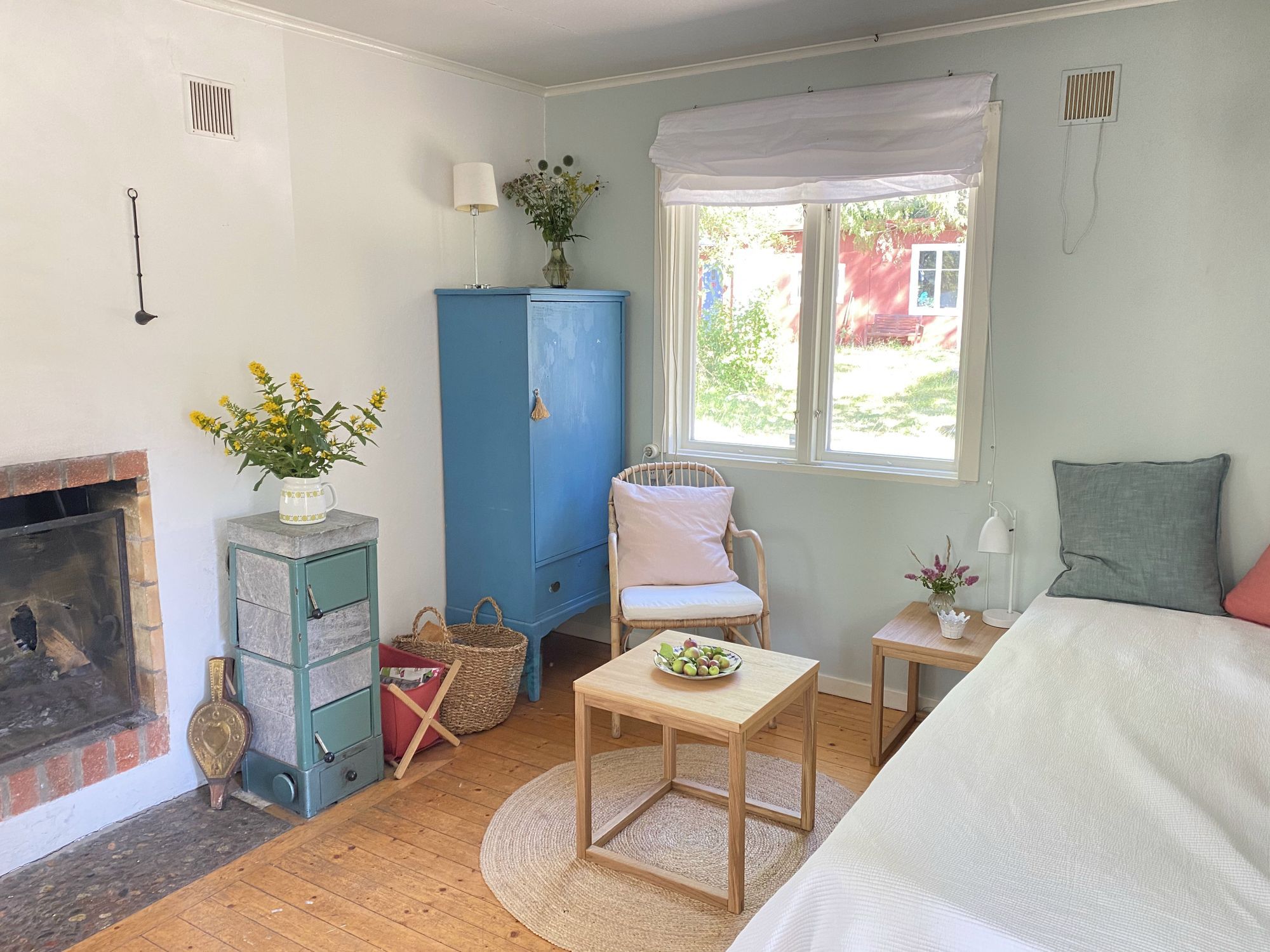 Hus med 4+2 bäddar, sjönära – bild 4 av 12