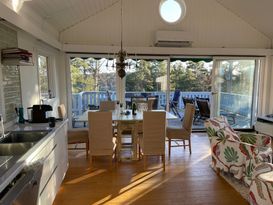 Vårholma Vaxholm. Fint modernt hus med havsutsikt