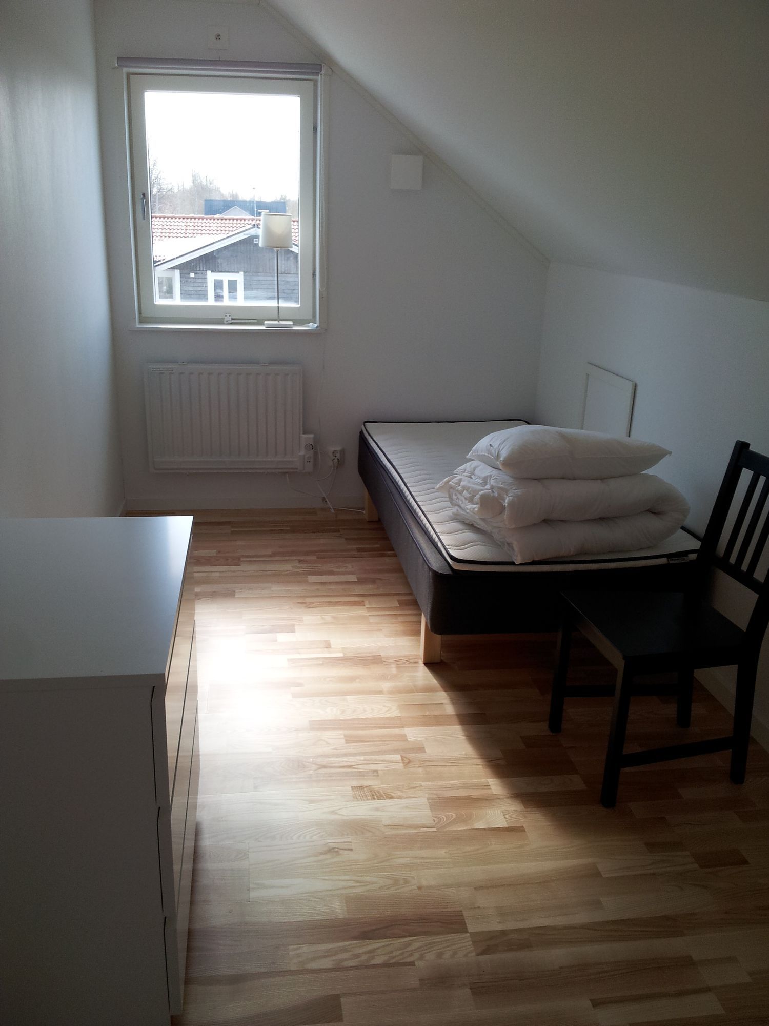 Stor och modern familjevilla i hjärtat av byn. – bild 8 av 24