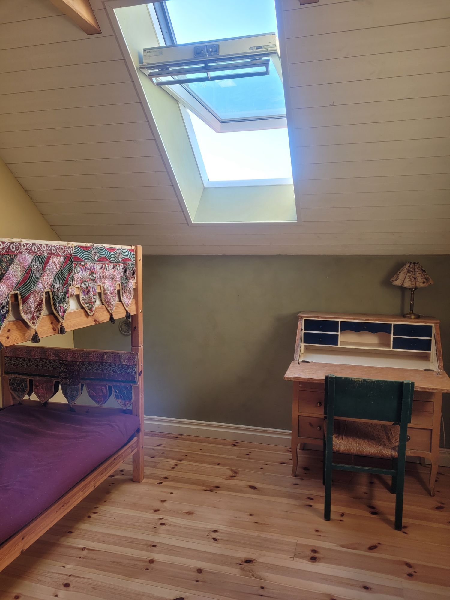 Stort hus med havsutsikt på Österlen – bild 8 av 24