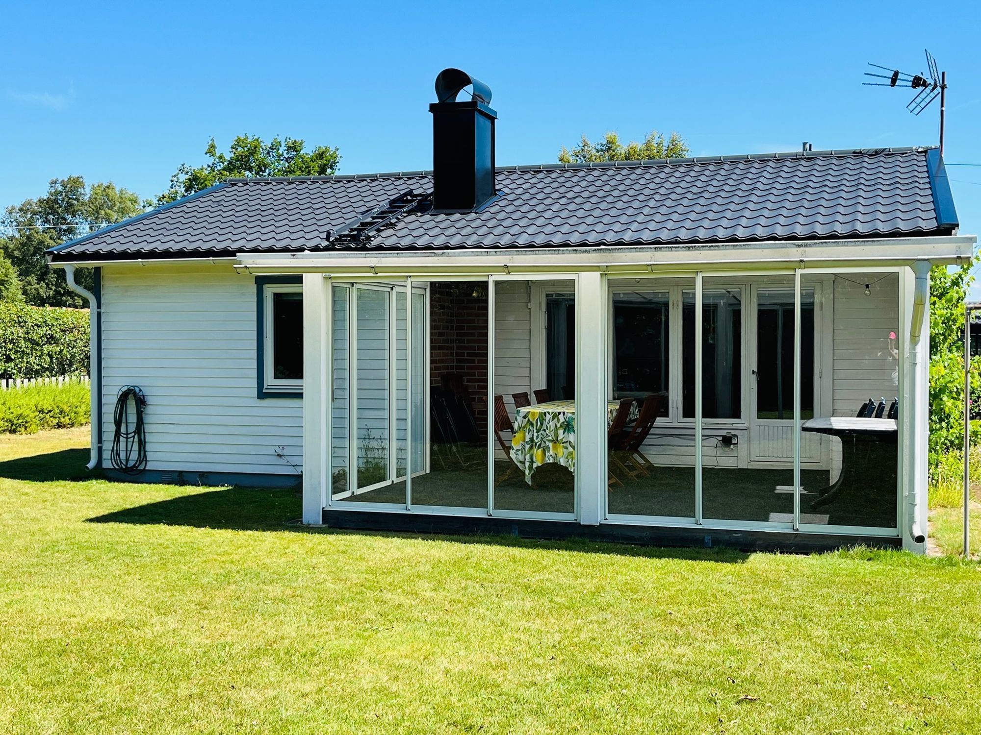 Trevlig sommarstuga i Mellbystrand – bild 7 av 10