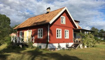Stort hus vid havet i Gnisvärd, Gotlands Tofta