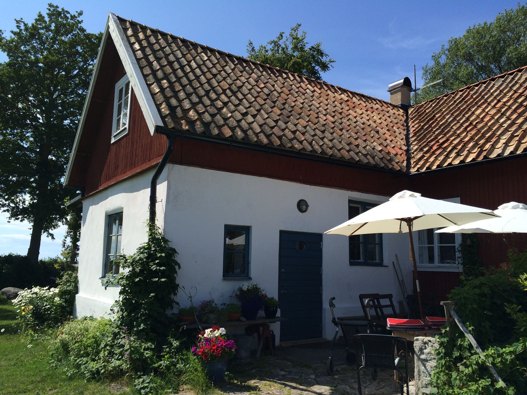 Stort hus vid havet i Gnisvärd, Gotlands Tofta – bild 11 av 24
