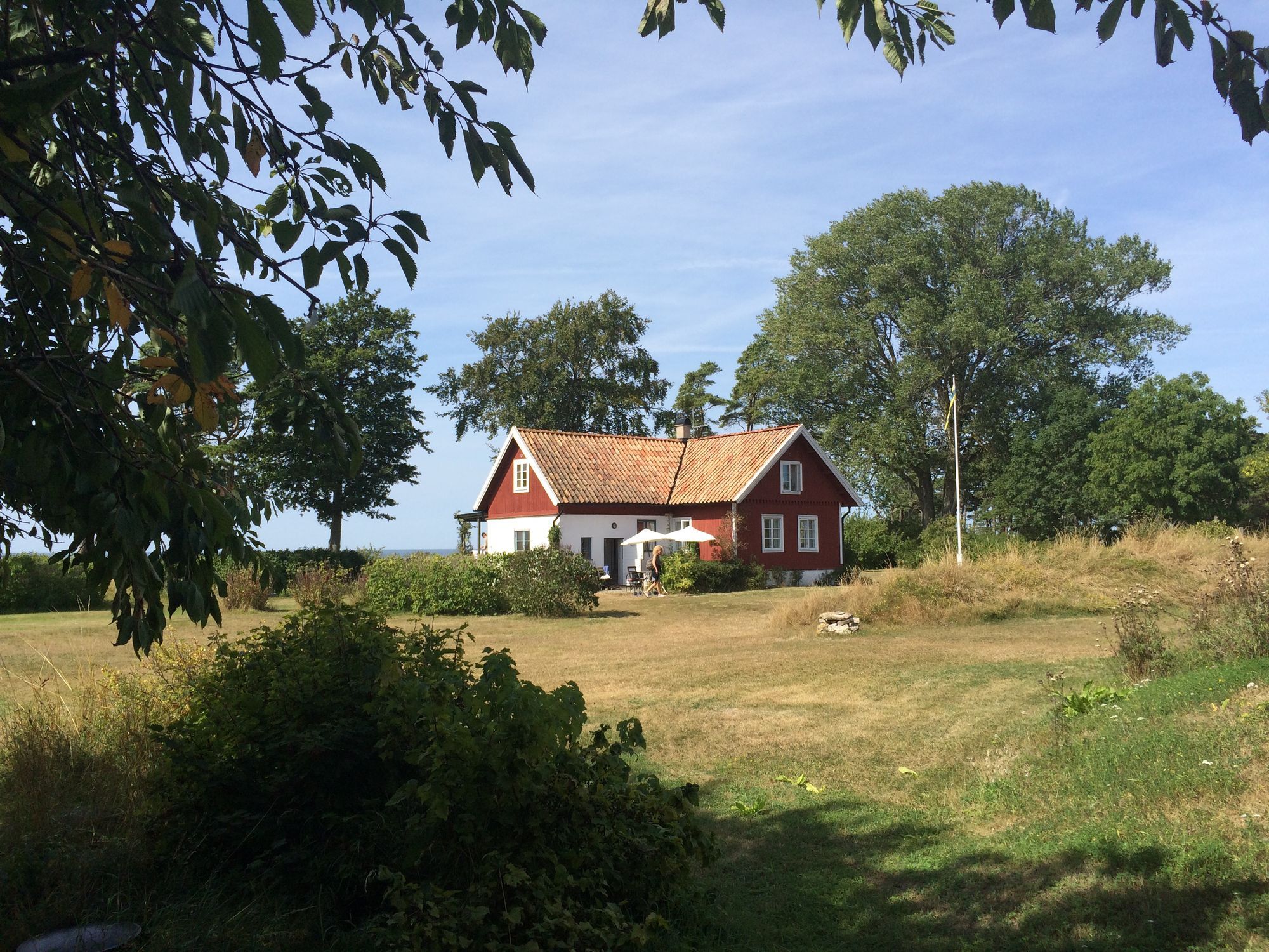 Stort hus vid havet i Gnisvärd, Gotlands Tofta – bild 17 av 24
