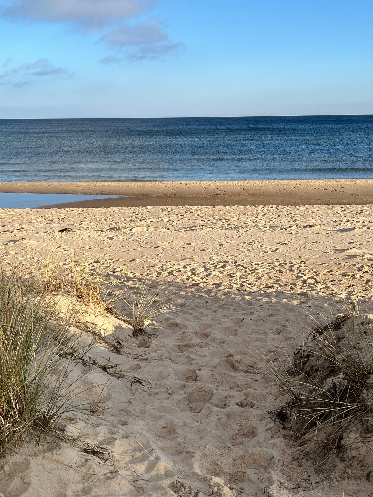 Fin stuga nära havet i lugnt område i Yngsjö – bild 2 av 24