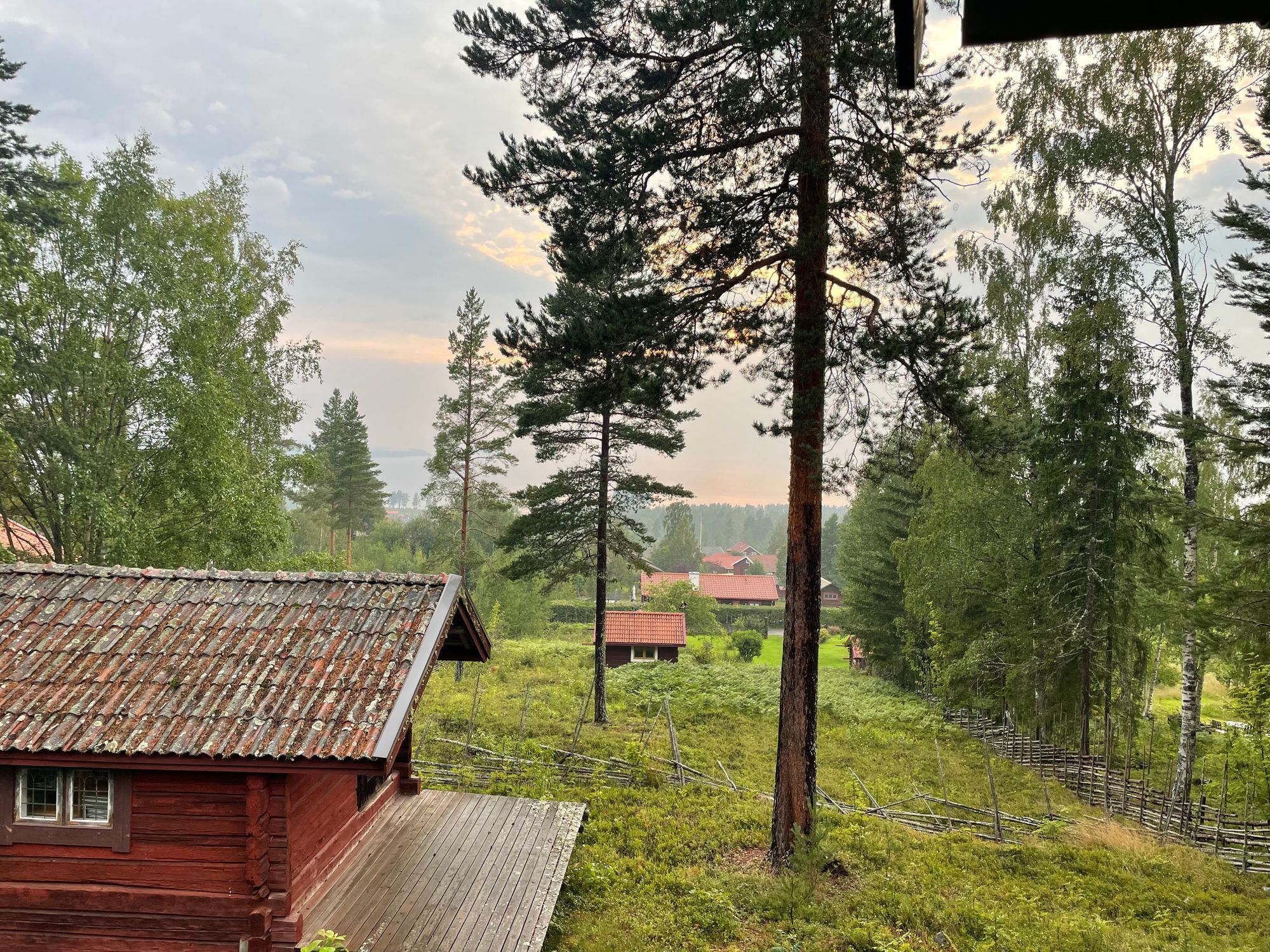 Charmigt hus i Tällberg med fantastisk utsick – bild 2 av 24